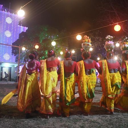 Jhargram Eshani Hotels And Guest House Exteriér fotografie